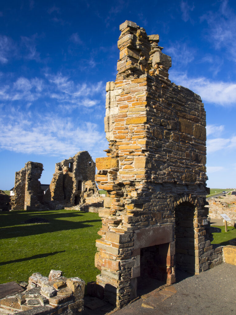 Scotland, Orkney Islands, Mainland Orkney. Earl's Palace in Birsay, built between 1569 and 1574 by Lord Robert Stewart - An illegitimate son of James V.