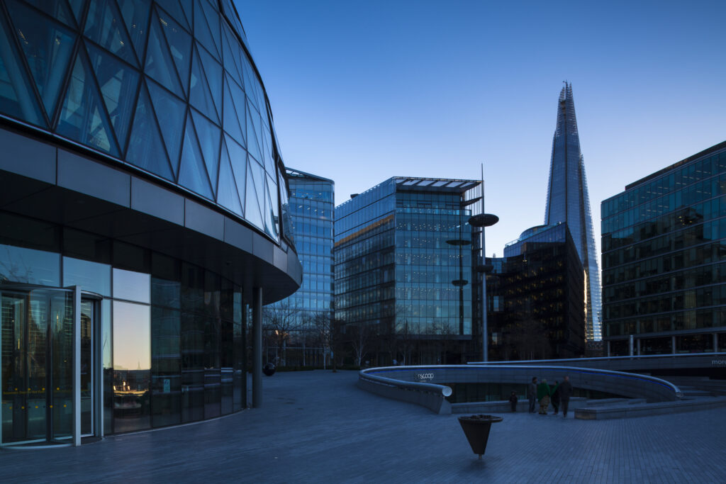 England, London, Southwark. London City Hall, 'The Scoop' amphitheatre and the 'More London' business and retail develpoment with the 'Shard' in the background.