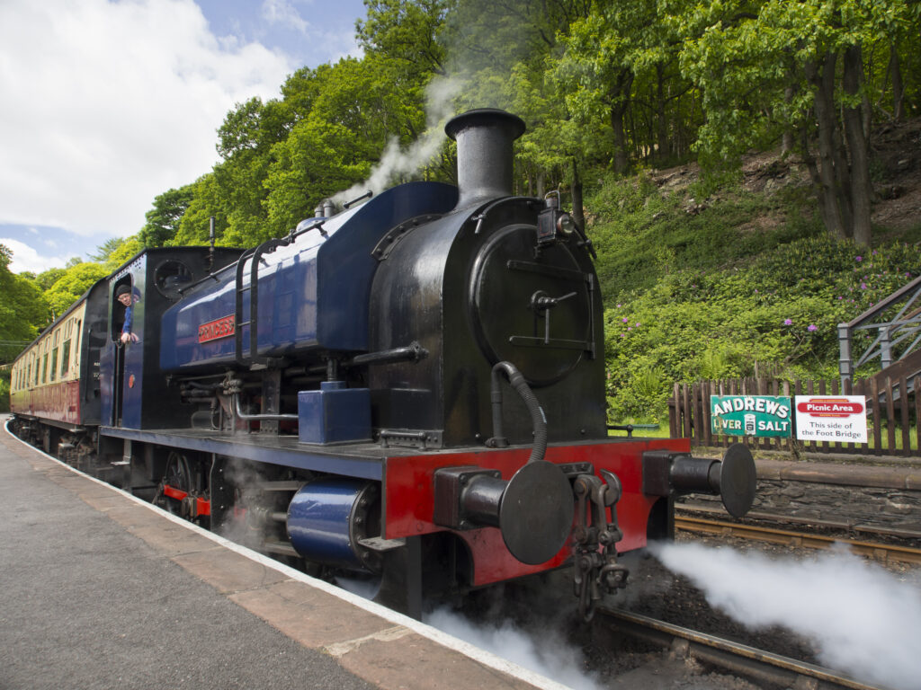England, Cumbria, Lake District National Park. The Lakeside & Haverthwaite Steam Railway.