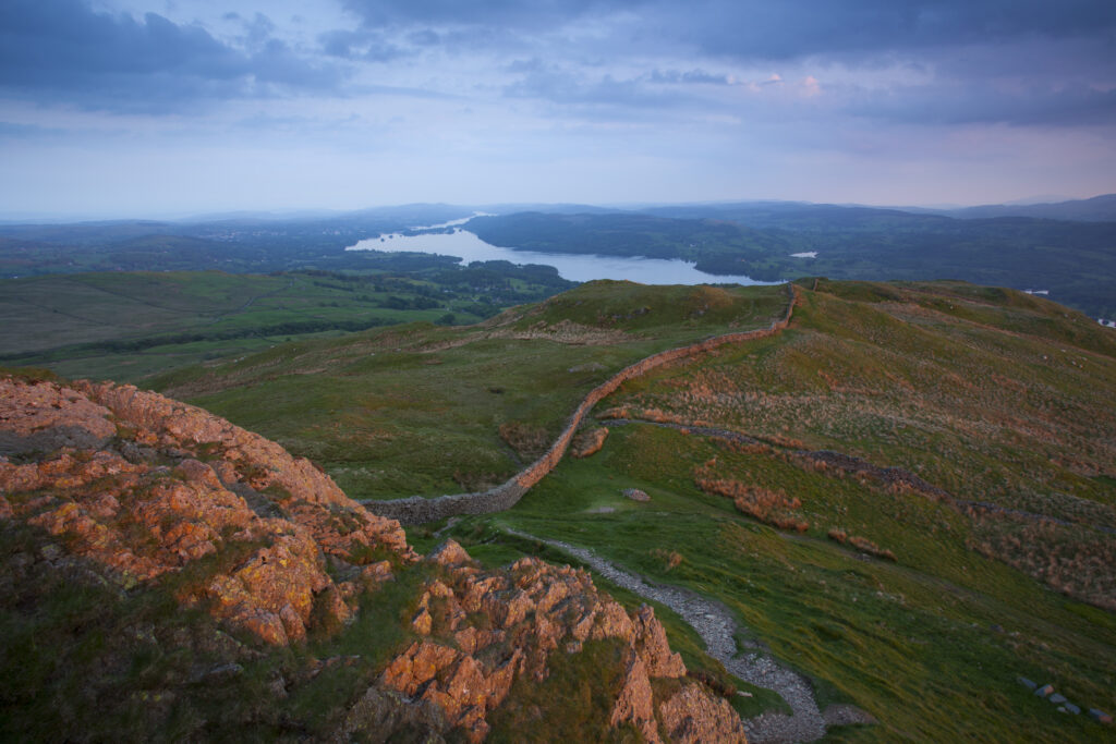 England, Cumbria, Lake District National Park. Looking towards Lake Windermere from Wansfell Pike, part of Caudale Moor.
