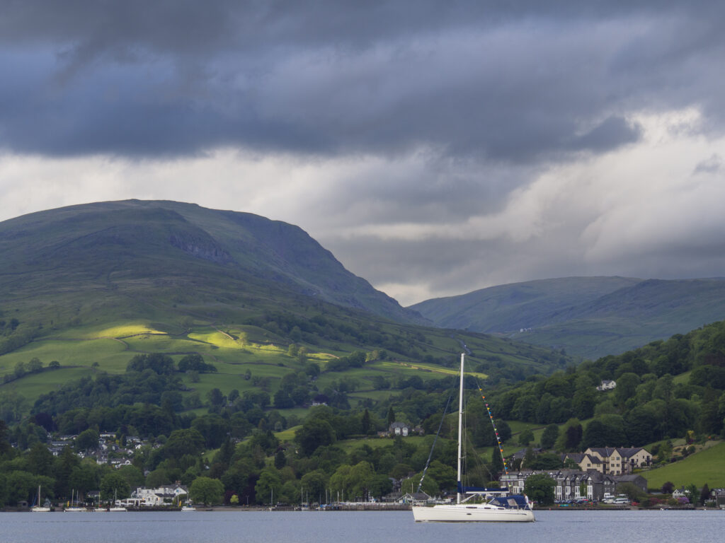 England, Cumbria, Lake District National Park. Ambleside viewed from Low Wray.