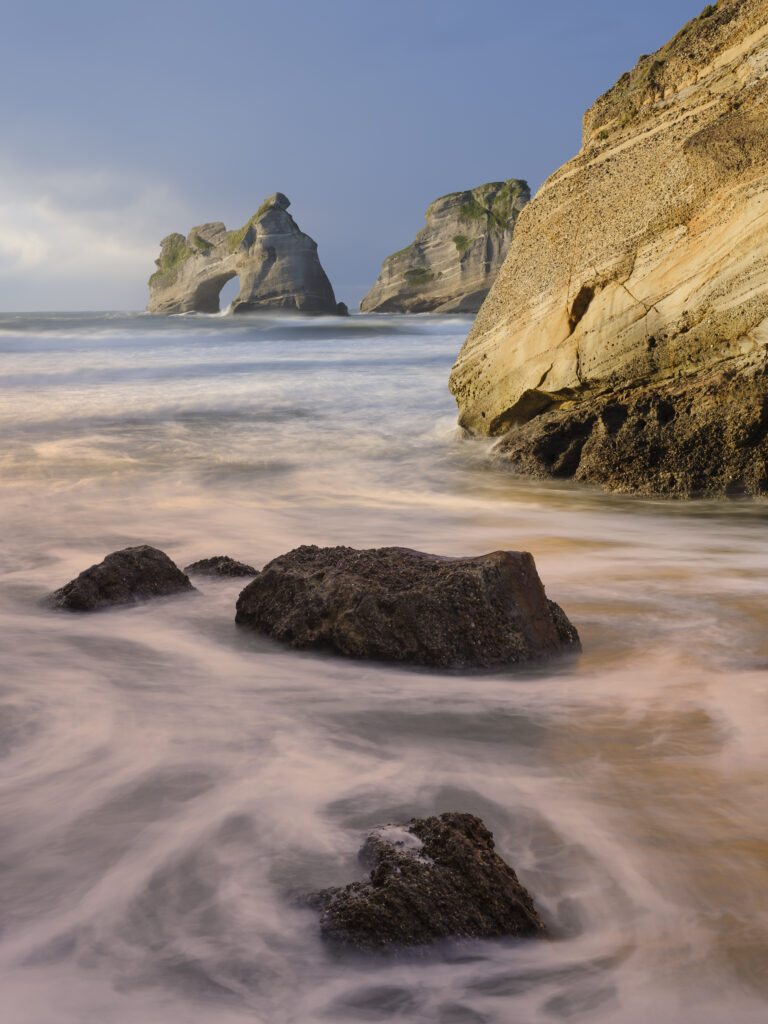 New Zealand, South Island, Wharariki Beach. Wharariki Beach and the the Archway Islands located near Cape Farewell and the Kahurangi National Park.