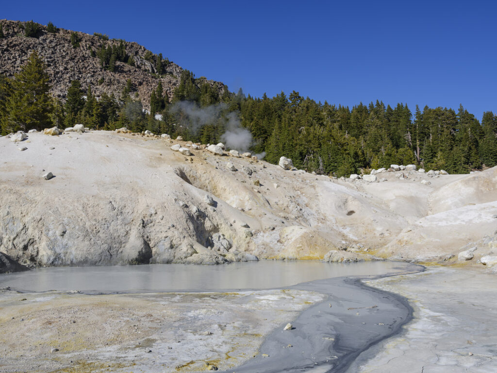 United States of America, California, Lassen Volcanic National Park. The hydrothermal sites known as Bumpass Hell.