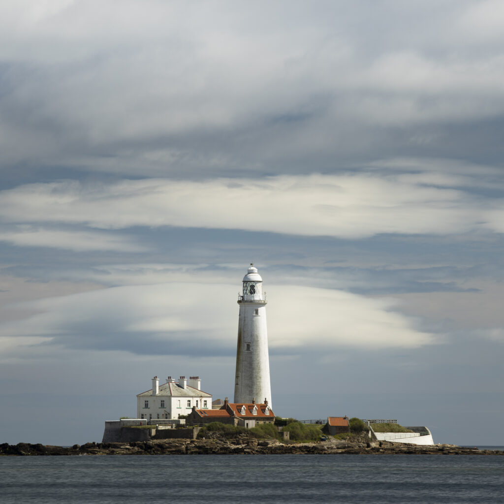England, Tyne and Wear, Whitley Bay. St Mary's Island and Lighthouse - a populat North Tyneside toursit attraction located near Whitley Bay.