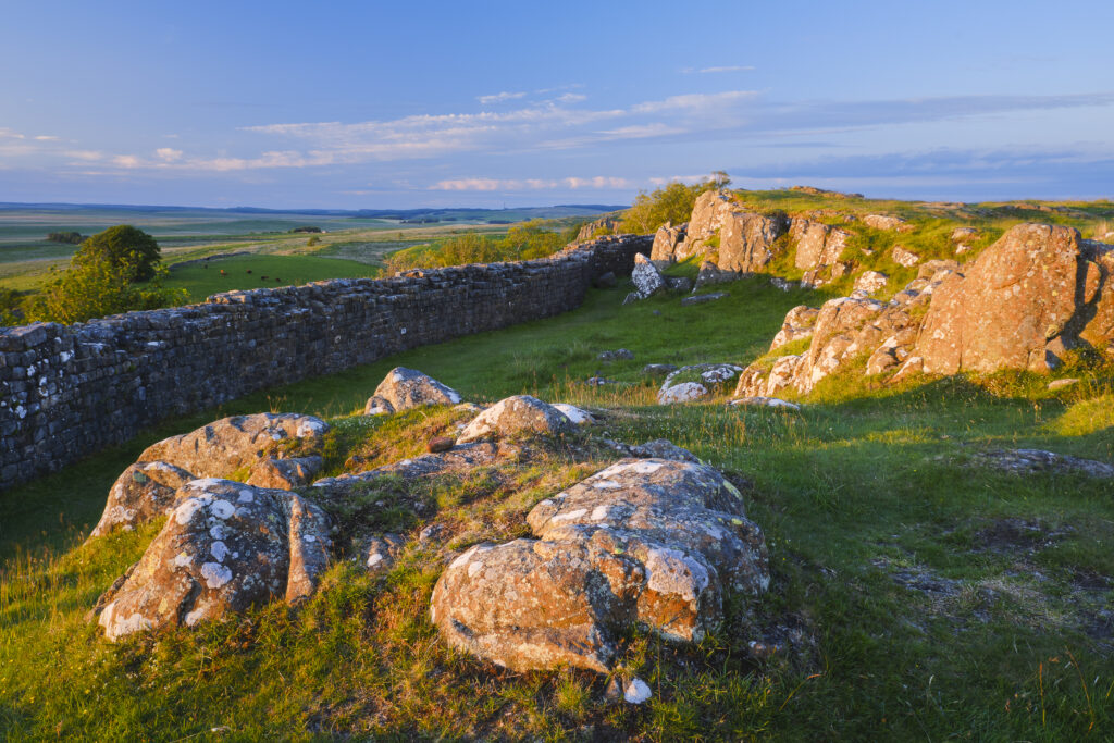 England, Northumberland, Hadrian's Wall. A dramatic stretch of Hadrians Wall running along the Walltown Craggs.
