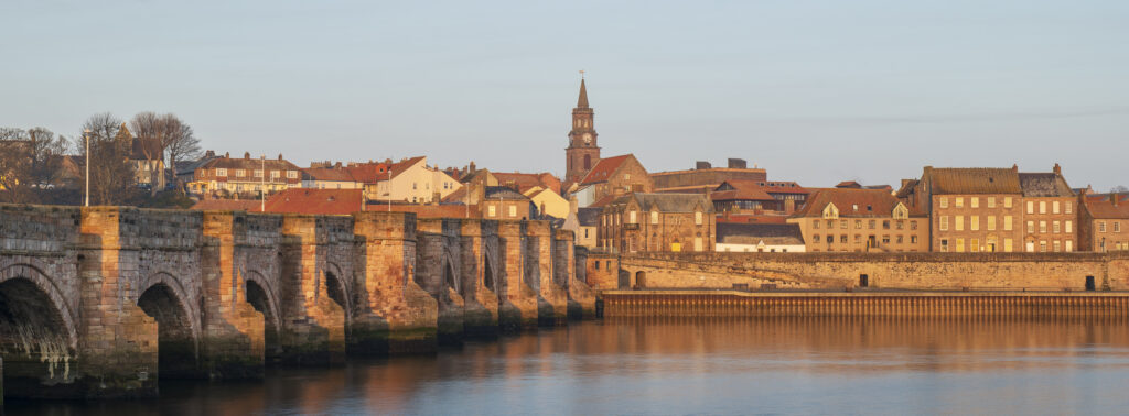 England, Northumberland, Berwick Upon Tweed. Berwick Old Bridge spanning the River Tweed.