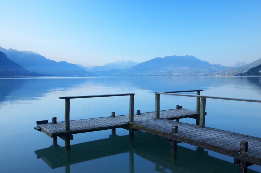 France, Rhône-Alpes, Annecy Dawn looking accross the Lac d'Annecy (Annecy Lake), located near the town of Annecy