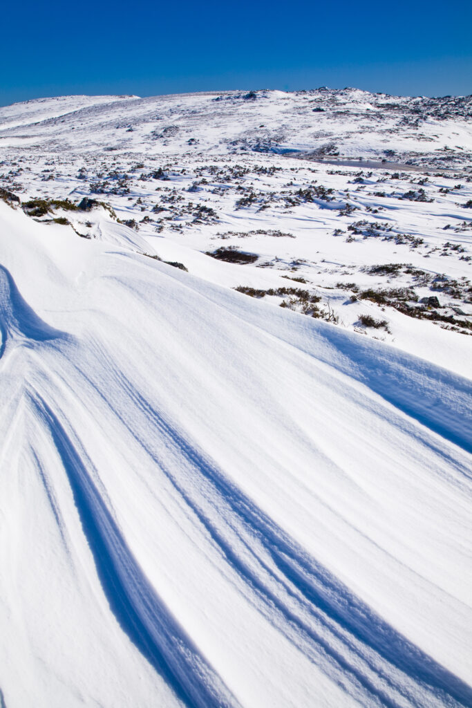 Australia, Tasmania, Cradle Mt - Lake St Clair National Park. Snow covered plateau near Cradle Mountain.