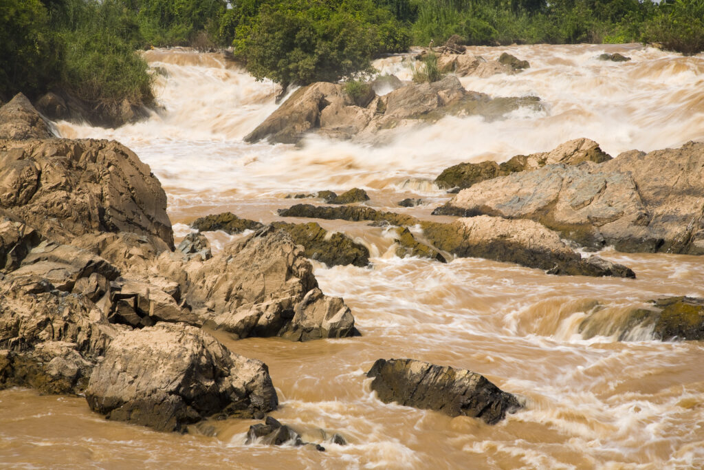 Laos, Si Phan Don (Four Thousand Islands), Don Khon. The Mekong River near the island of Don Khon.