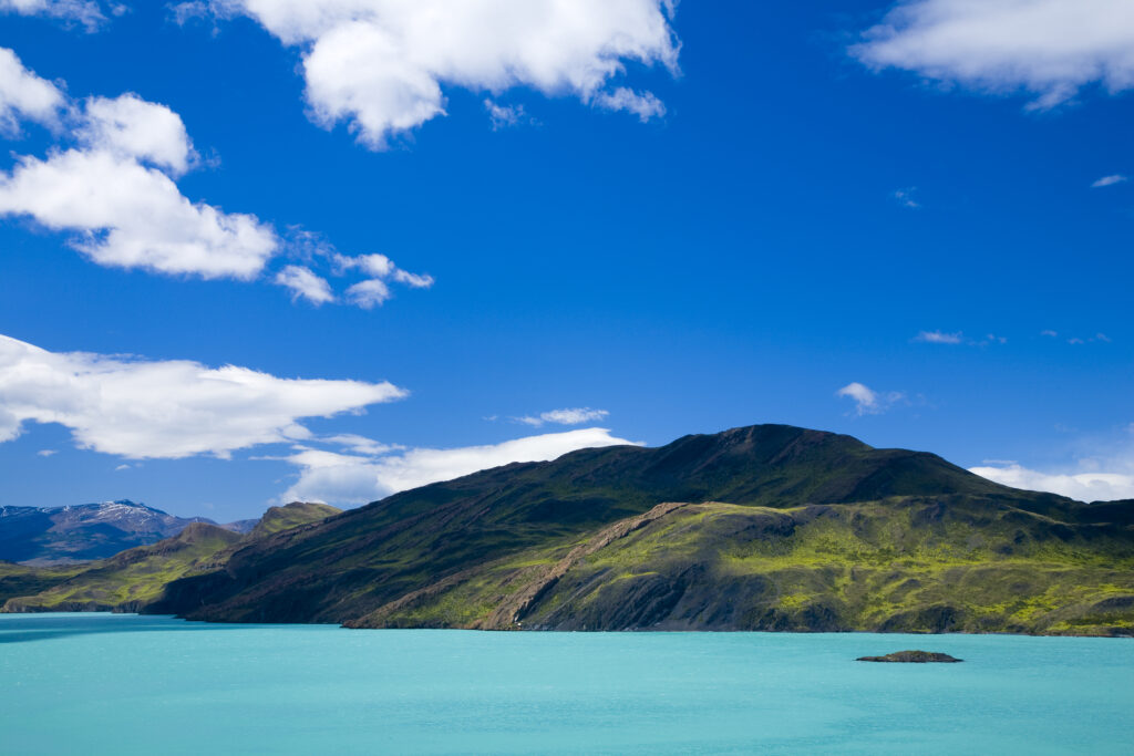 Chile, Southern Patagonia, Torres Del Paine National Park. The emerald coloured Lago Nordenskjold on the Circuit / W Track.