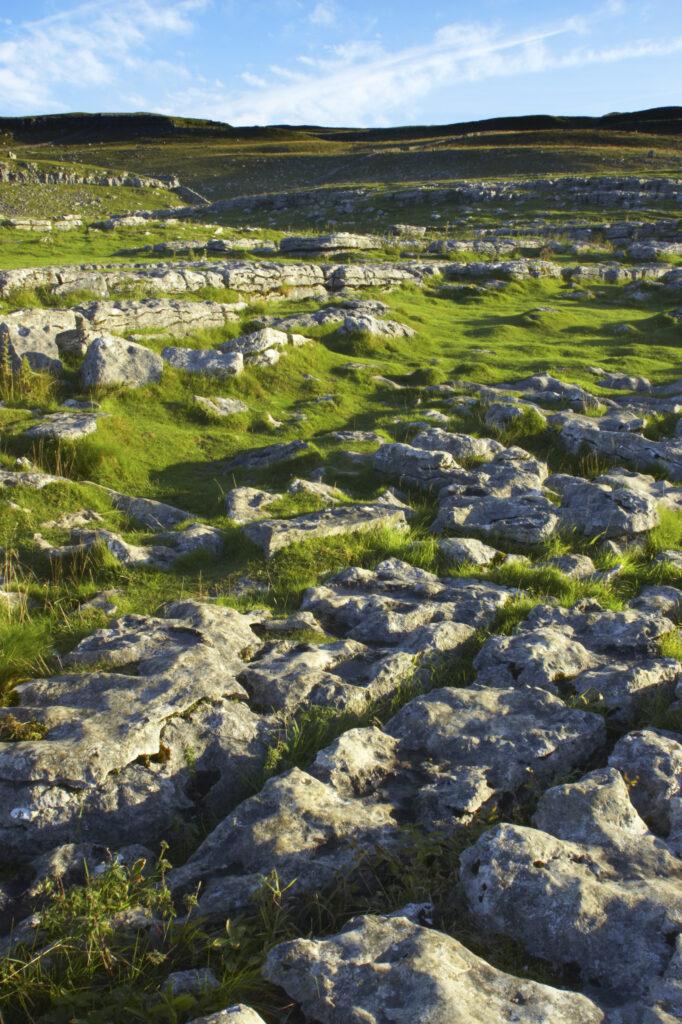 England, Yorkshire, Yorkshire Dales National Park. The impressive natural rock formations / geology of limestone paving above Malham Cove in the Yorkshire Dales National Park, in Yorkshire.