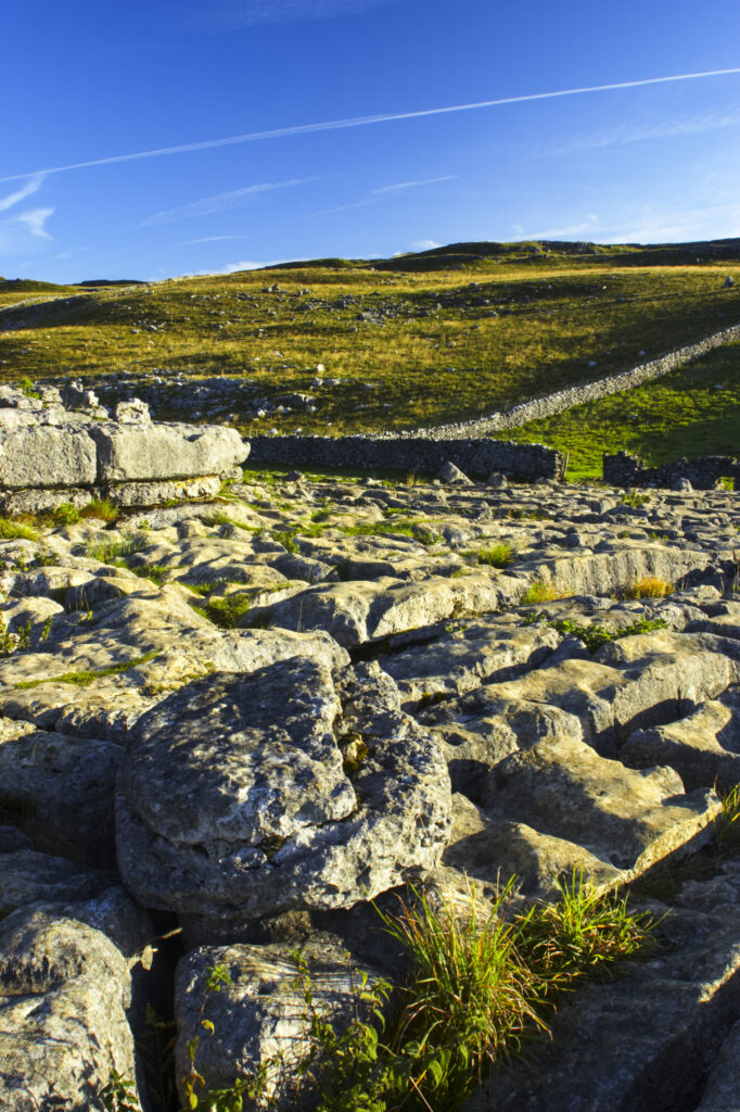 England, Yorkshire, Yorkshire Dales National Park. The impressive natural rock formations / geology of limestone paving above Malham Cove in the Yorkshire Dales National Park, in Yorkshire.