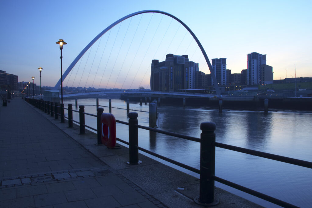 England, Tyne & Wear, Newcastle Upon Tyne. The Millennium Bridge and the Baltic, viewed from Newcastle Upon Tyne quayside
