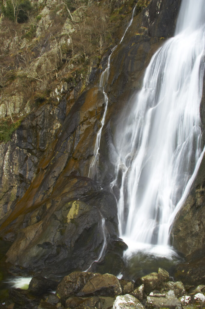Wales, Caernarfonshire, Snowdonia National Park. The dramatic Aber Falls, within the Coedydd Aber National Nature Reserve.