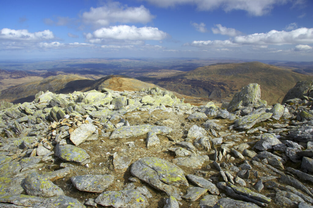 Wales, Caernarfonshire, Snowdonia National Park. The dramatic landscape of the Ogwen Valley, viewed from the Glyder Fach mountain.
