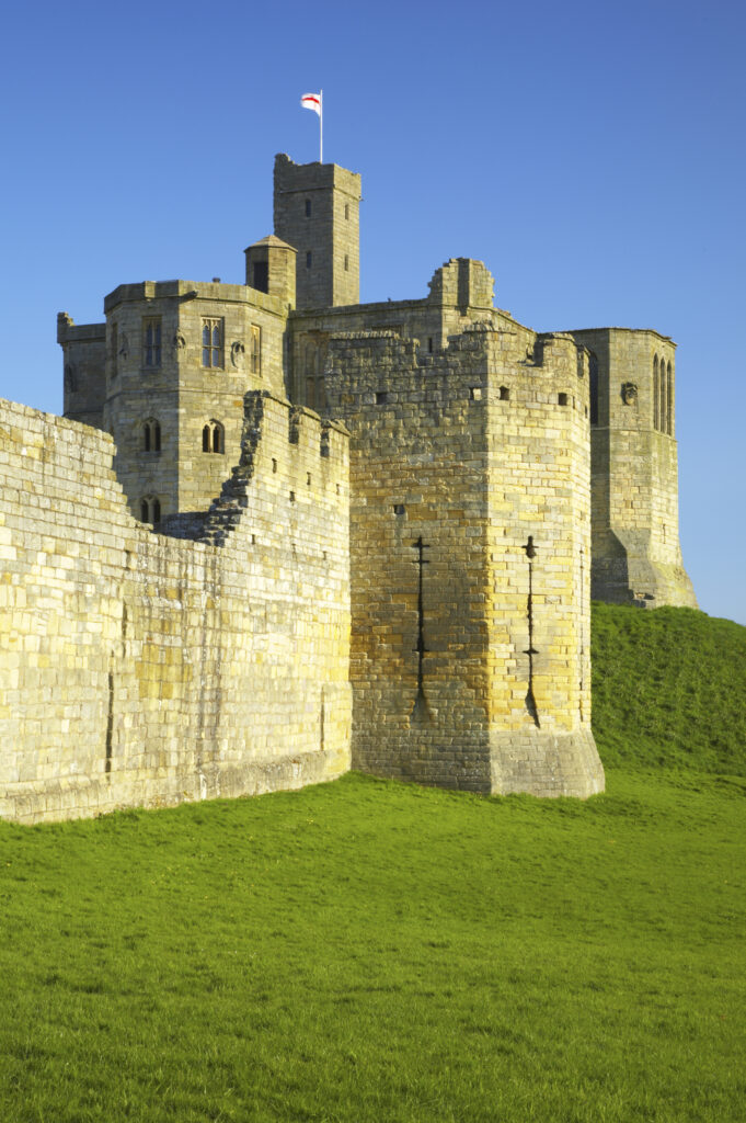 England, Northumberland, Warkworth Castle. Warkworth Castle (English Heritage), a magnificent 12th century stone motte and bailey fortress, located near the Northumberland Heritage Coast.
