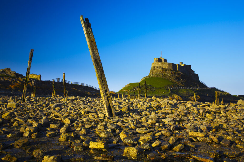 England, Northumberland, Lindisfarne / Holy Island. Lindisfarne Castle (National Trust) located upon Holy Island, part of the Northumberland Heritage Coast.