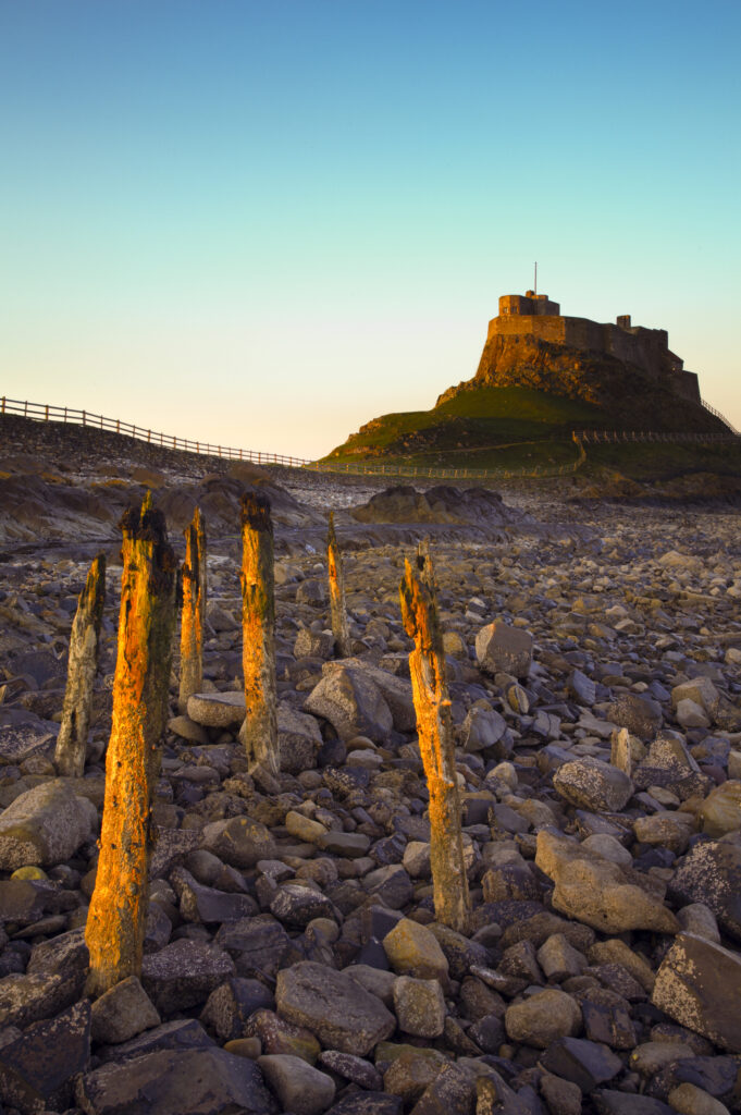 England, Northumberland, Lindisfarne / Holy Island. Lindisfarne Castle (National Trust) located upon Holy Island, part of the Northumberland Heritage Coast.