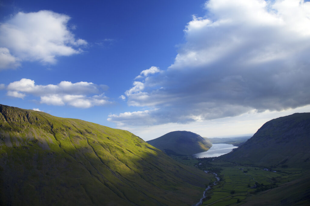 England, Cumbria, Lake District National Park.View from the lower slopes of Great Gable towards wastwater and wasdale
