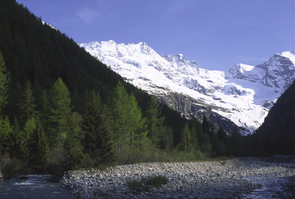 ITALY, Valle d'Aosta, Gran Paradiso National Park. The spectacular mountain landscape of the western Alps in the Valnontey valley.