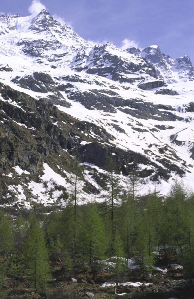 ITALY, Valle d'Aosta, Gran Paradiso National Park. The spectacular mountain landscape of the western Alps in the Valnontey valley.