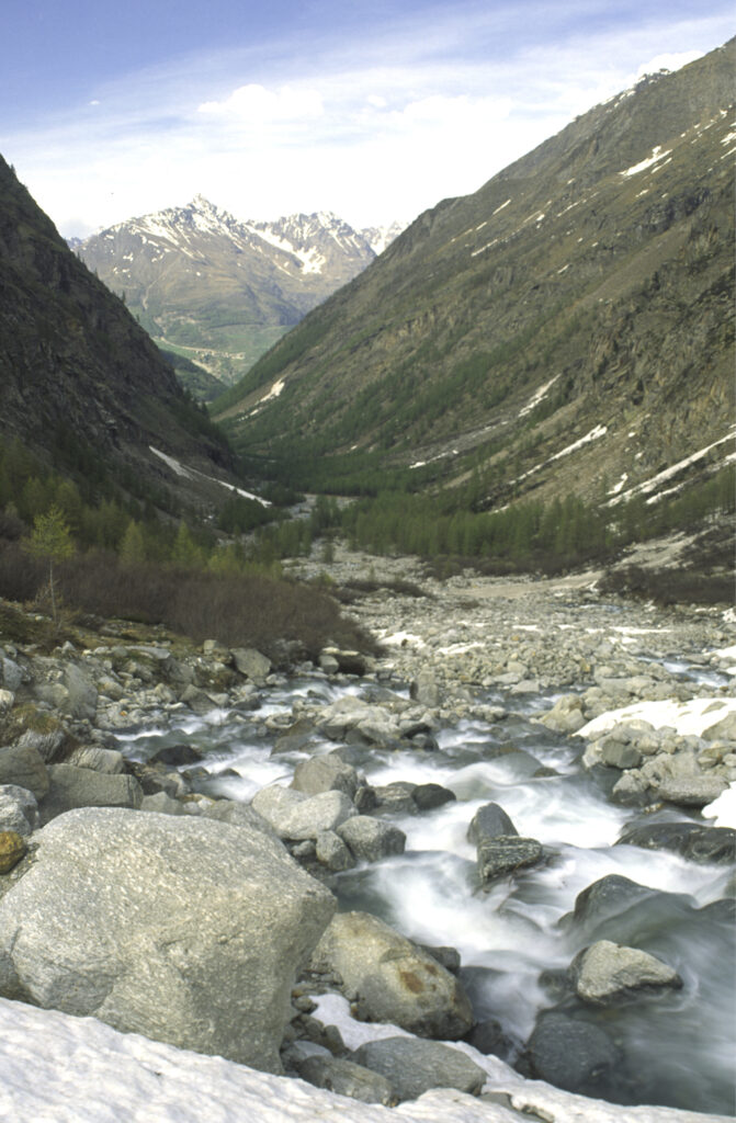 ITALY, Valle d'Aosta, Gran Paradiso National Park. The spectacular mountain landscape of the western Alps in the Valnontey valley.
