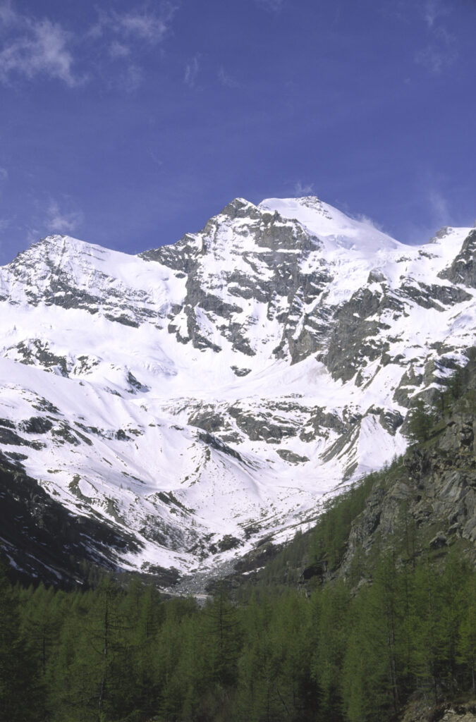 ITALY, Valle d'Aosta, Gran Paradiso National Park. The spectacular mountain landscape of the western Alps in the Valnontey valley.