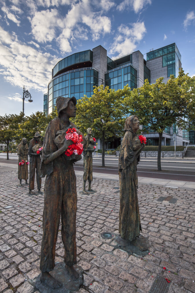 Republic of Ireland, County Dublin, Dublin City. Memorial to the 'Great Famine' also known as the 'Irish Potatoe Famine', located on Customs House Quay in the city of Dublin.