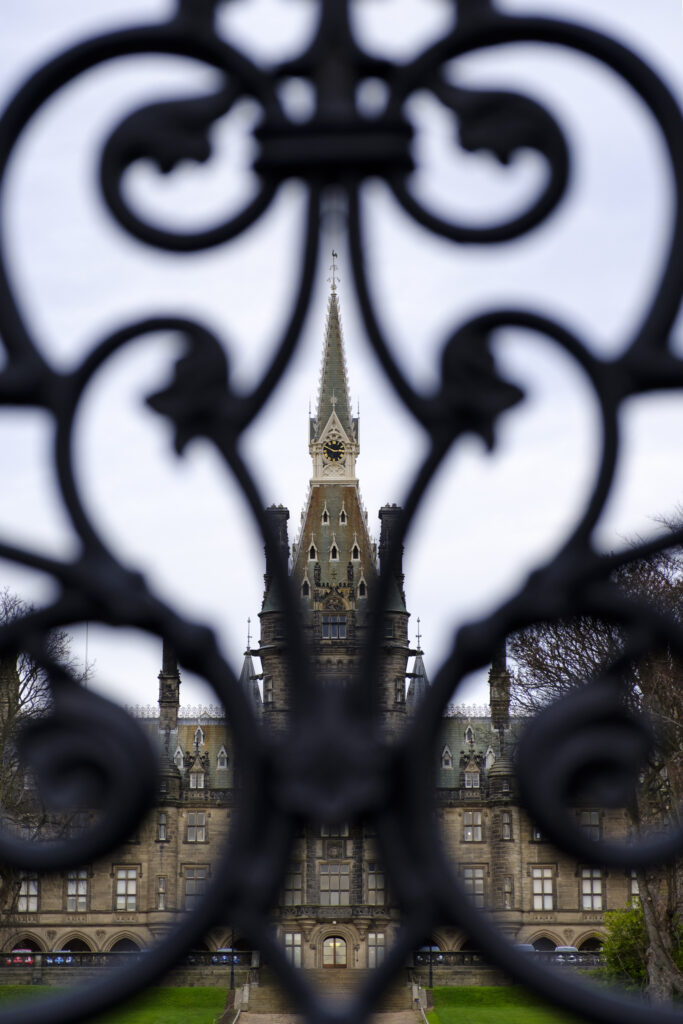 Scotland, Edinburgh, Fettes College. Fettes College, a private coeducational independent boarding and day school in Edinburgh.