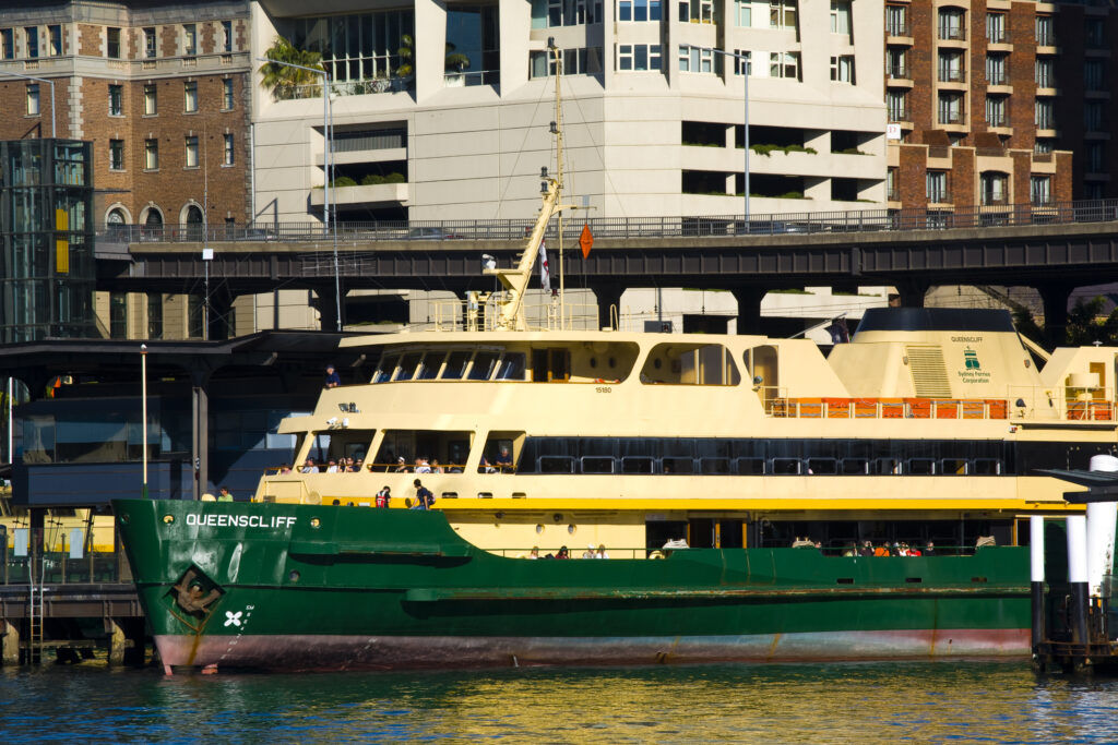 Australia, New South Wales, Sydney. Queenscliff pasenger ferry departing from Circular Quay at Sydney Harbour.