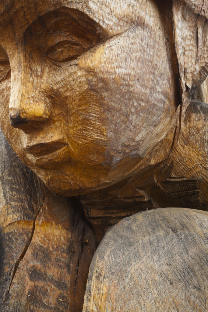 England, London, Regents Park. Wooden sculture in the grounds of The Regent's Park, a Royal Park in London.