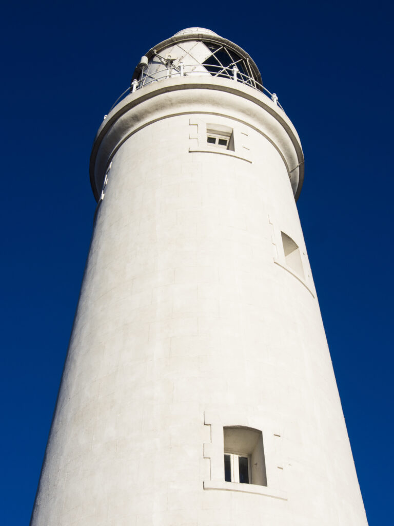 England, Tyne & Wear, St Marys Island & Lighthouse. The popular landmark of St Marys lighthouse, located near Whitley Bay in North Tyneside, Newcastle Upon Tyne.