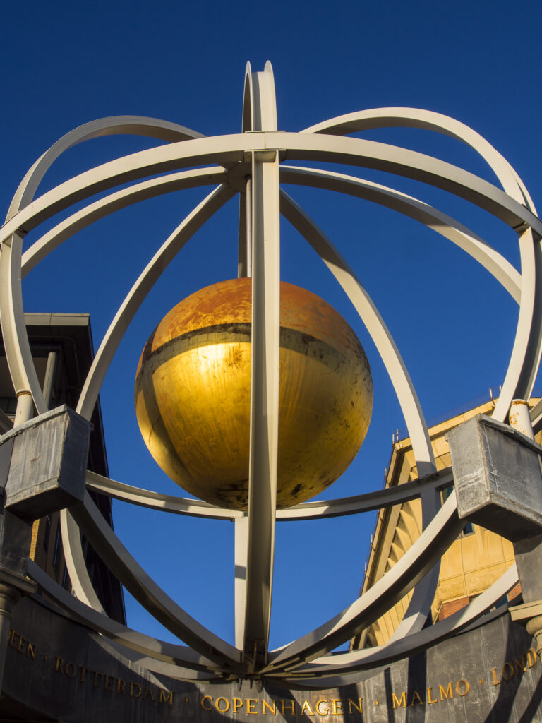 England, Tyne and Wear, Newcastle Upon Tyne. Metal sculpture called the Swirle Pavilion by Raf Fulcher, Newcastle quayside, north east England UK.
