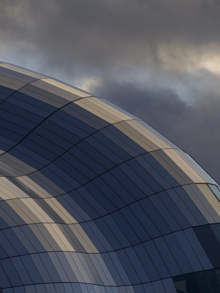 England, Tyne and Wear, Newcastle upon Tyne. Abstract view of the Sage Music Concert Hall Building located on the Newcastle upon Tyne Quayside.
