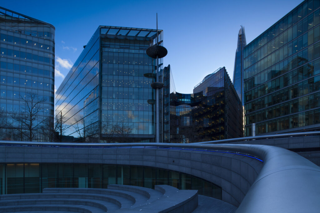 England, London, Southwark. 'The Scoop' amphitheatre near London City Hall with the 'More London' business and retail develpoment and the 'Shard' in the background.