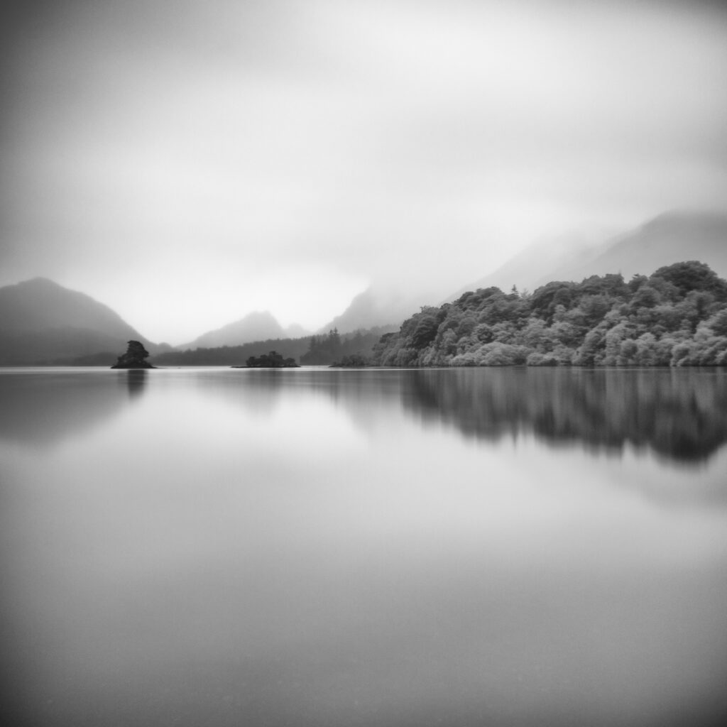 England, Cumbria, Lake District National Park. A rainy day at Derwentwater near the popular town of Keswick.