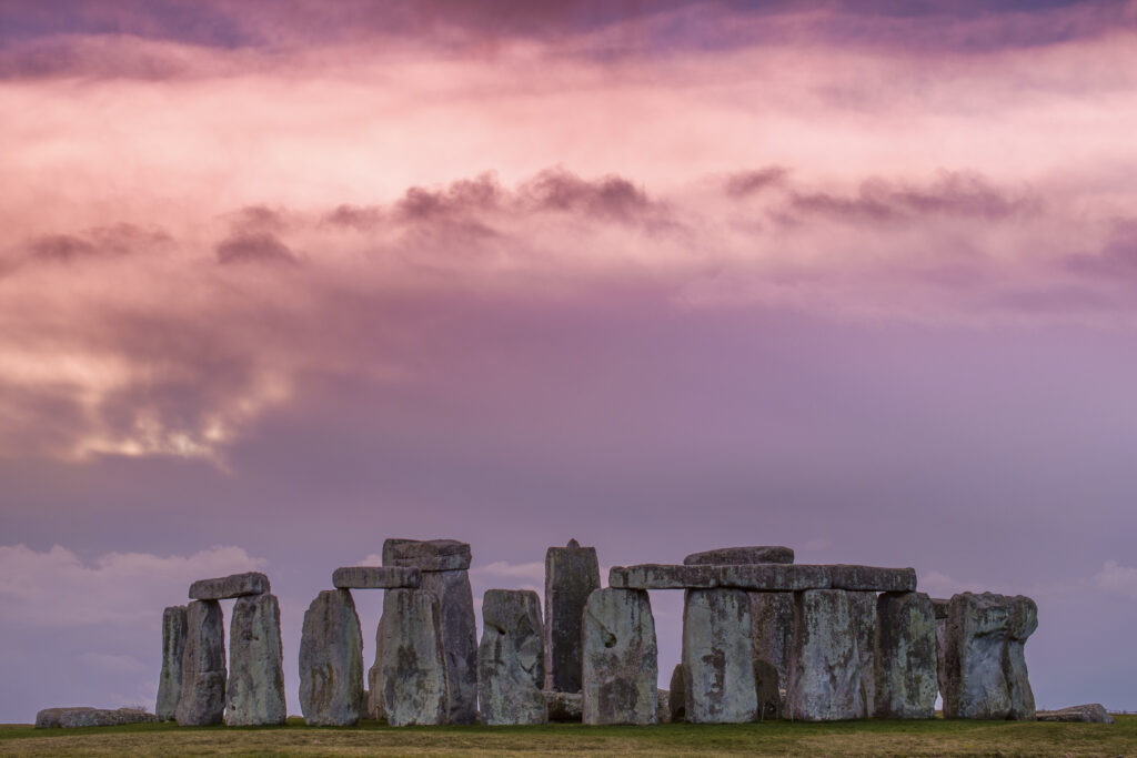 England, Wiltshire, Stonehenge & Avebury World Heritage Site (WHS). Stonehenge, one of the most famous prehsitoric stone circles and group of standing stones in the world.