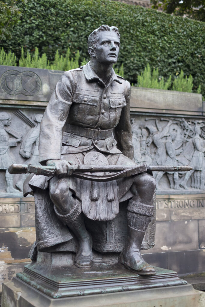 Scotland, Edinburgh, Princes Street Gardens. The joint American/Scottish Great War (world war one / ww1) monument known as 'The Call' .