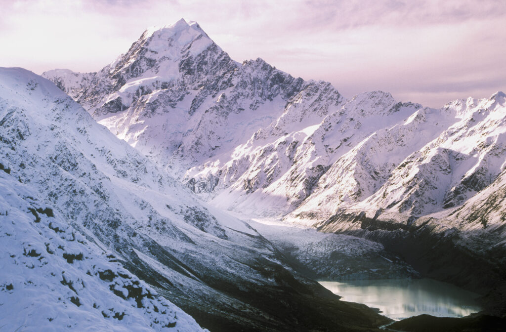 NEW ZEALAND, Canterbury, Mt Cook National Park. Mt Cook Aoraki the highest peak to be found in Australasia at 3755m