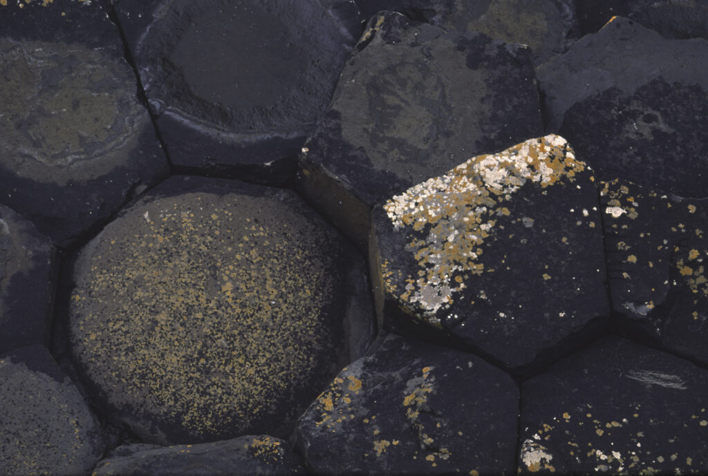 NORTHERN IRELAND, County Antrim, Giants Causeway. The hexagonal basalts rock formations of this world heritage site.