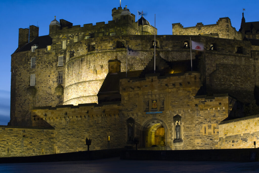 Scotland, Edinburgh, Edinburgh Castle. Edinburgh Castle dominates the Edinburgh skyline via its elevated position on Castle Rock. However to appreciate its architecture it is essential that it is viewed in close proximity from the Castle Esplanade.