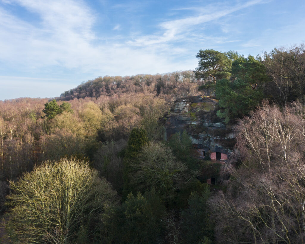 England, West Midlands, Kinver Edge. Aerial view of Vale's Rock and the sandstone ridge forming Kinver Edge - A popular walking location in Staffordshire.