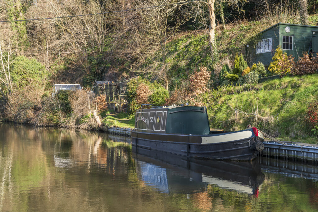 England, West Midlands, Kinver. Narrowboat moored on the Staffordshire and Worcestershire Canal near Kinver