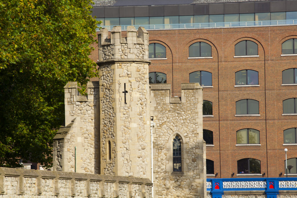 England, Greater London, London Borough of Tower Hamlets. Close up view of one of the towers of the Tower of London, located on the north bank of the River Thames.